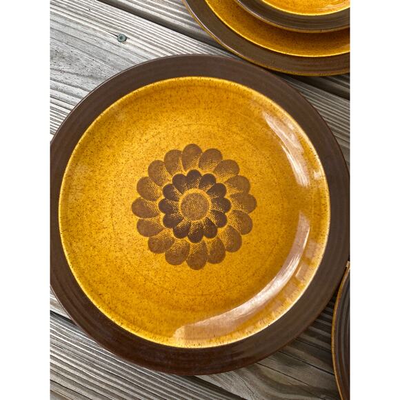 Vintage Homer Laughlin, Apollo, Stoneware, 4 Dinner and 4 Salad Plates, 8 pieces - Picture 4 of 8